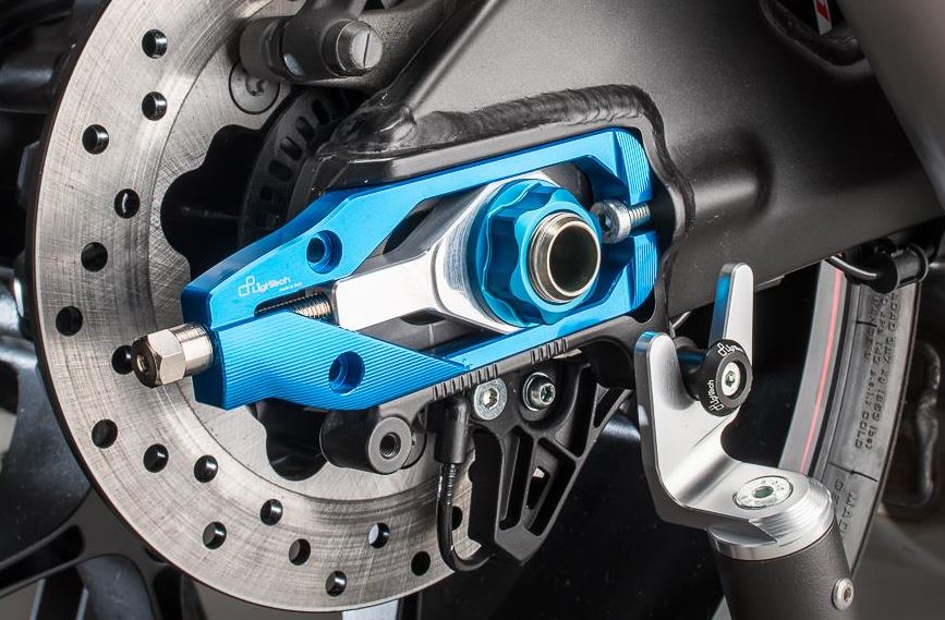 BMW S1000RR チェーンアジャスター　テンショナー ブルー BMW S1000RR 2019-（K67）チェーンアジャスターキットEVOブルー