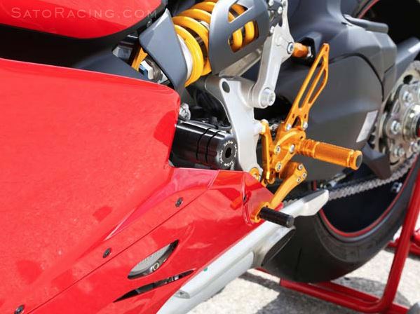 Sato Racing Engine / Frame Sliders for Ducati 959 / 1199 / 1299 Panigale