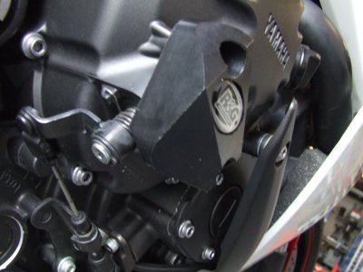 R&G Racing Engine Case Slider (RHS Clutch)  2007-2014 Yamaha YZF R1